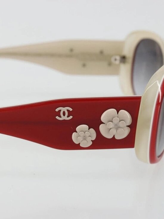 CHANEL Camelia Sunglasses plastic Red 5113 CC Auth YKZ1411A